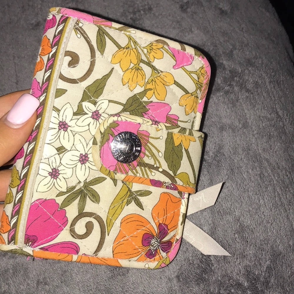 vera bradly wallet